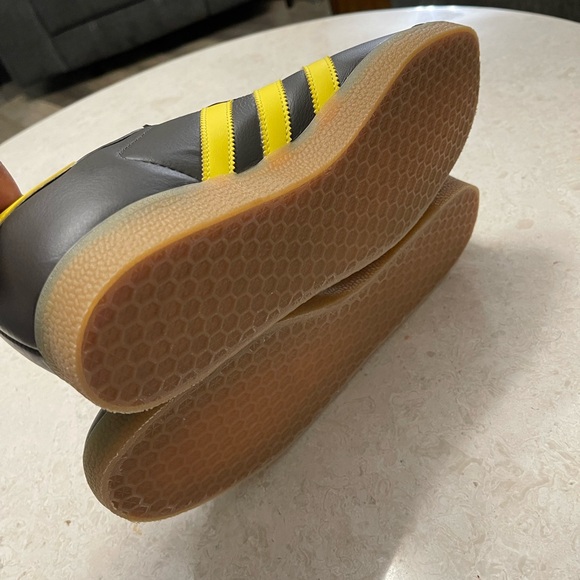 ADIDAS GAZELLE SHADOW OLIVE IMPACT YELLOW - Picture 2 of 4